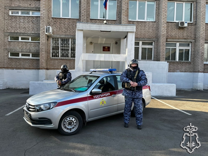 Сотрудники Росгвардии в Забайкалье присоединились ко всероссийскому фоточелленджу