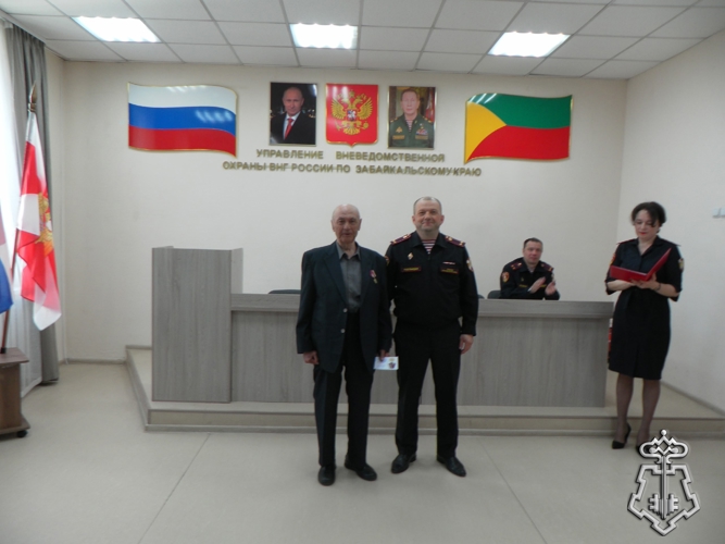 В Чите наградили ветеранов и действующих сотрудников вневедомственной охраны.