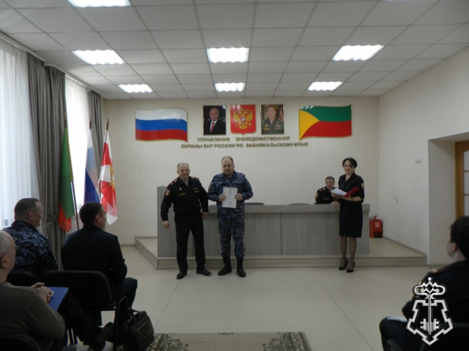 В Чите наградили ветеранов и действующих сотрудников вневедомственной охраны.