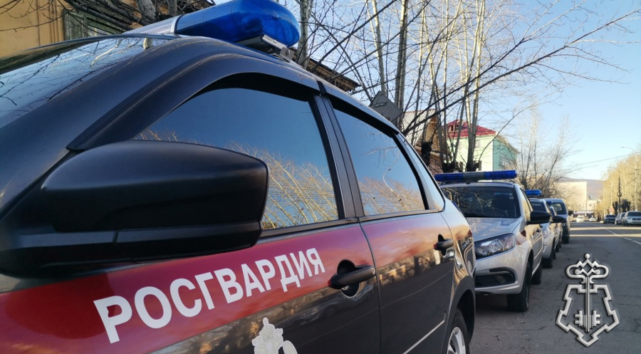 В Забайкальске сотрудники Росгвардии задержали мужчину, объявленного в розыск