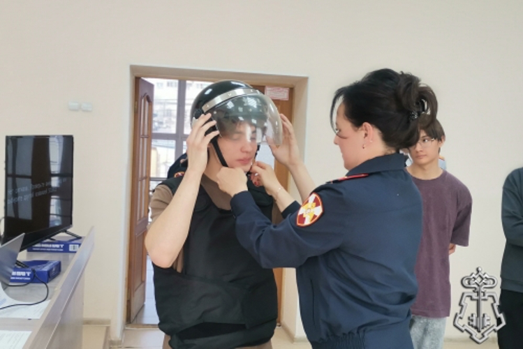 В Чите в музее вневедомственной охраны прошел урок мужества для читинских старшеклассников