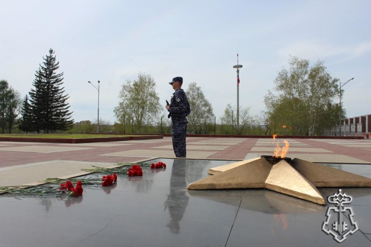 В Чите сотрудники Росгвардии приняли присягу на мемориале боевой и трудовой славы забайкальцев 